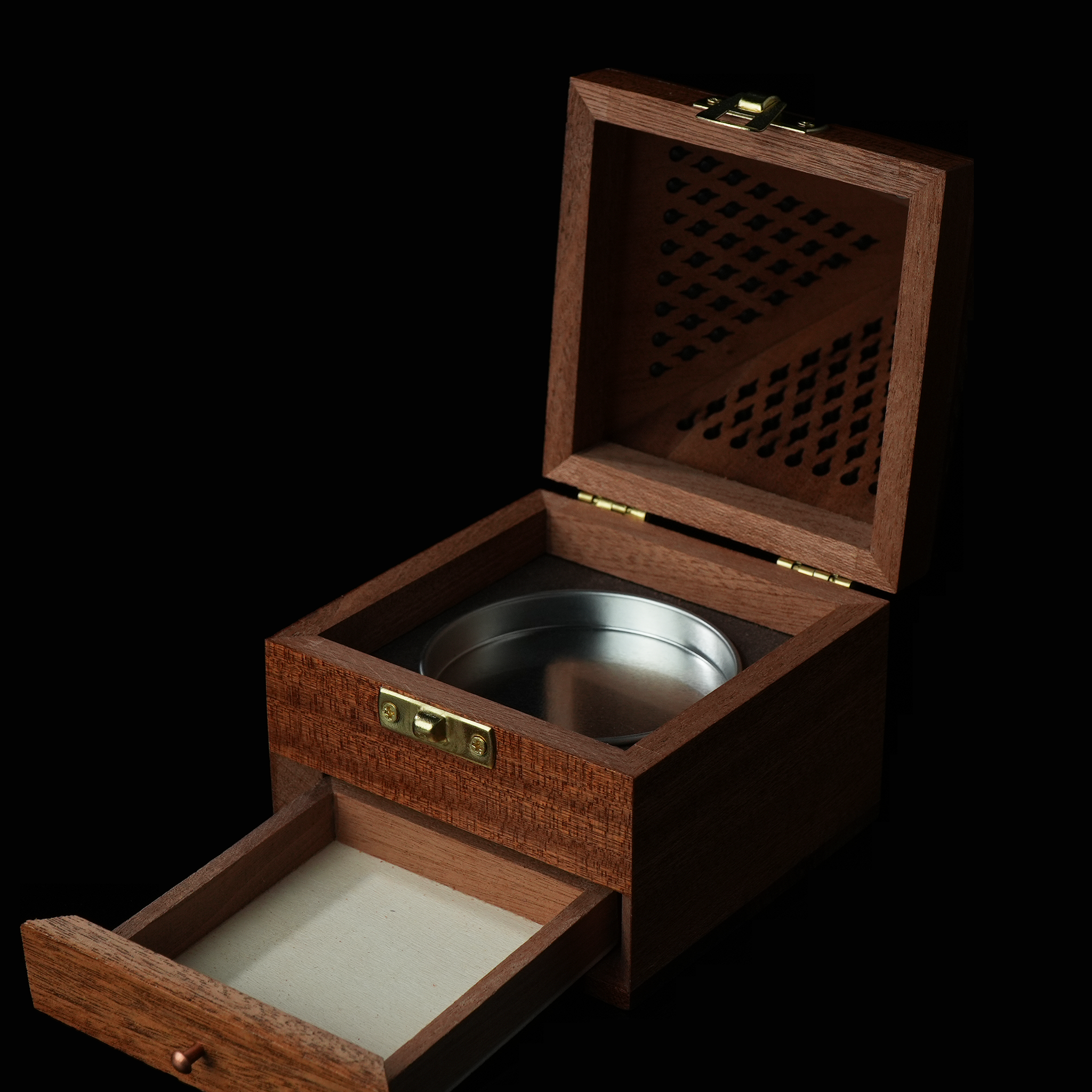 Pinewood Pyramid Incense Burner – Crystal Cleansing Smudge Tray