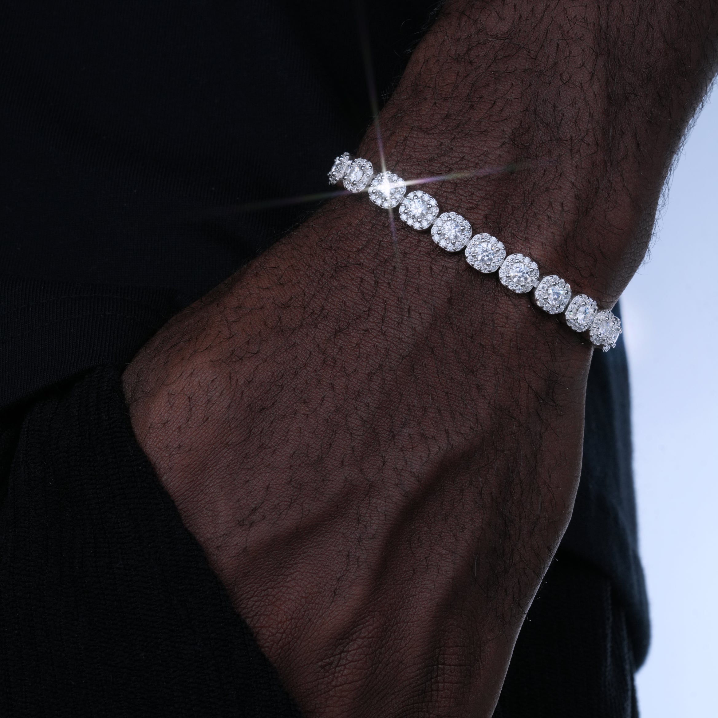 925S & VVS Moissanite 8MM Clustered Tennis Bracelet