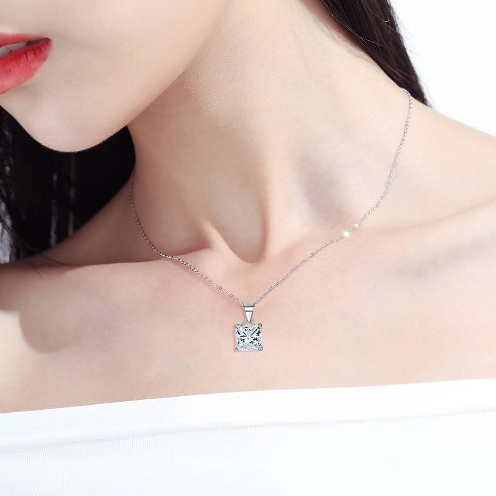 S925 Square Moissanite Pendant Necklace – Minimalist Elegant Design