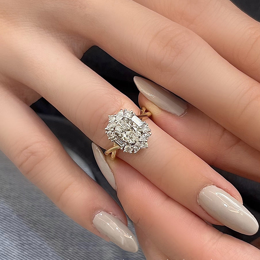 S925 Vintage Style Moissanite Ring – Gold Band with Radiant Cluster Setting