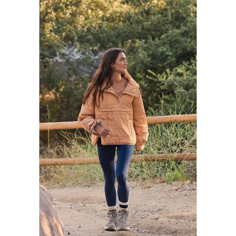 UANEO Womens Oversized Hooded Puffer Jacket Lightweight Pullover Hoodies Quilted Dolman Long Sleeve Warm Winter Coat