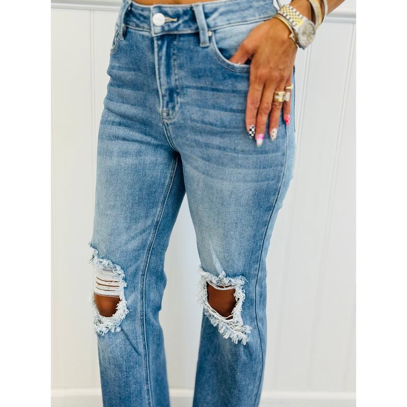 Risen Medium Ready For Anything Crop Jeans  (Reg & Plus)