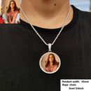 CARÁTIX Medium Round Plated Memory Medallions Charms Custom Picture Pendant Necklace for Men Hip Hop Jewelry Large Size Photo Pendant Jewellery Outdoorfun Valentine's Day Gift Fathersdaygift