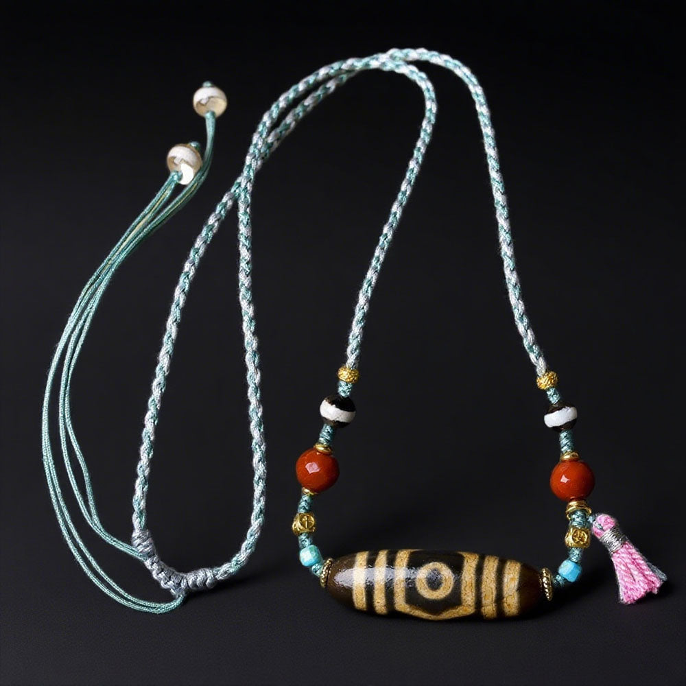 Tibetan Agate Three-Eye Dzi Bead Necklace – Vintage Ethnic Charm with Spiritual Significance