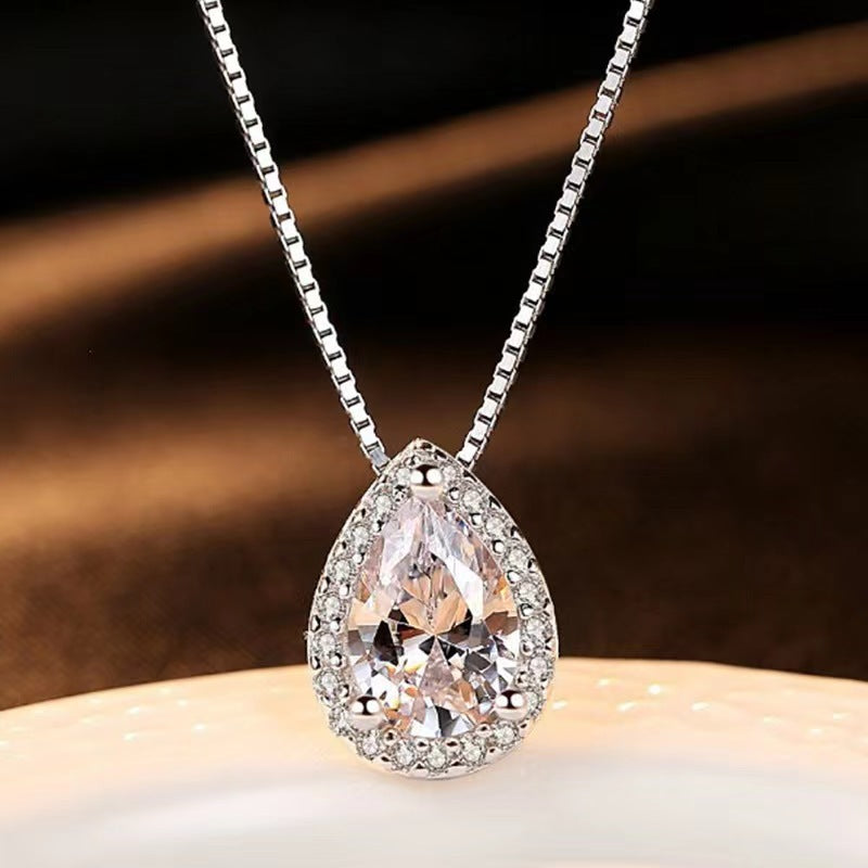 S925 Teardrop Moissanite Pendant – Ultra Sparkle Design