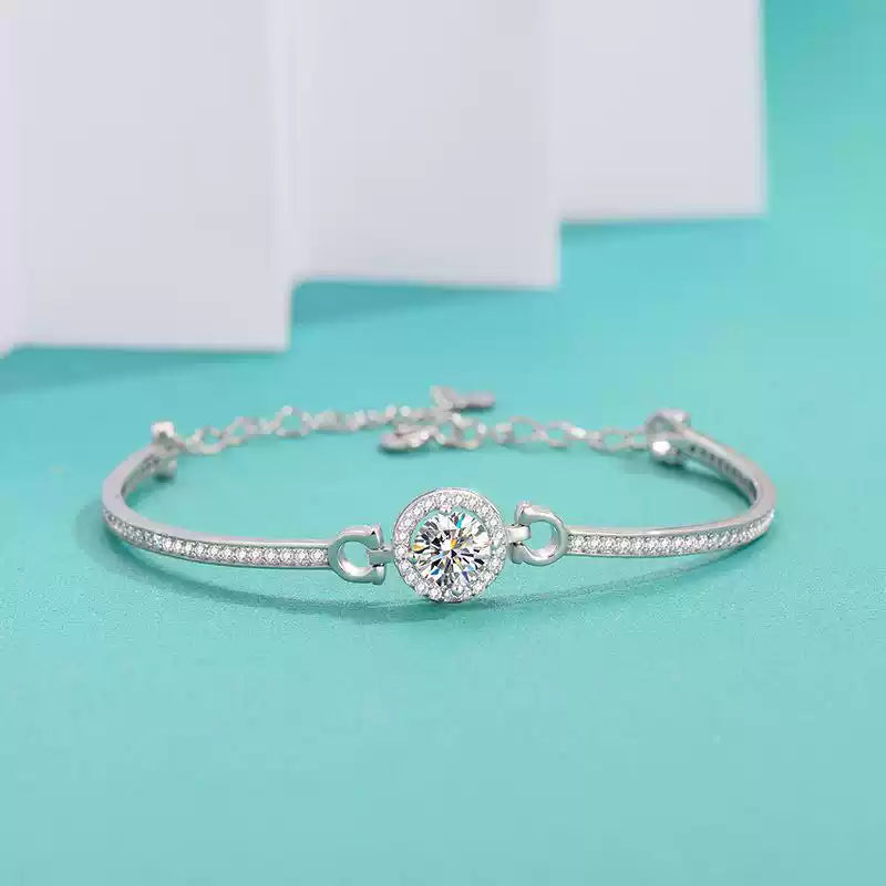 S925 Moissanite Sparkle Bracelet – Minimalist Light Luxury Design