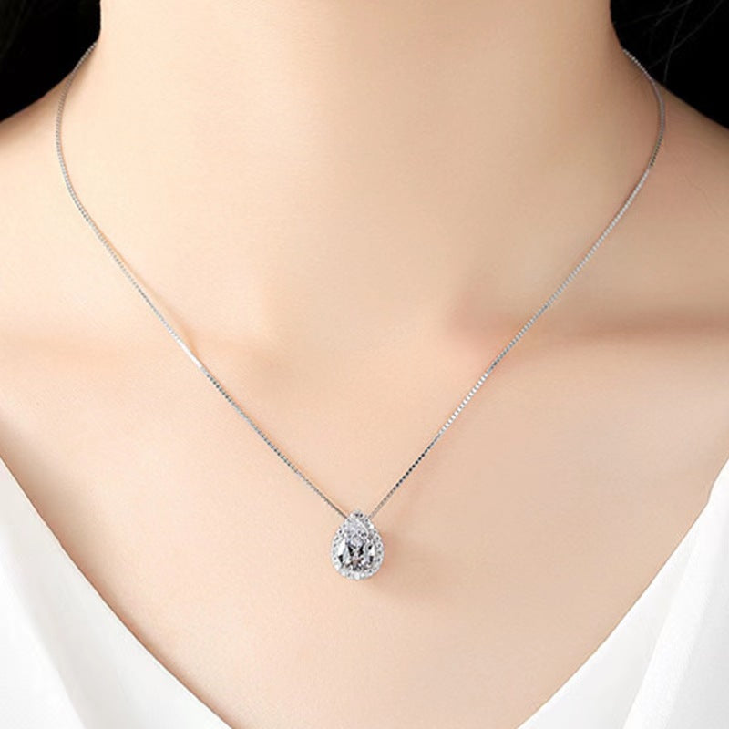S925 Teardrop Moissanite Pendant – Ultra Sparkle Design