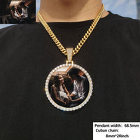 CARÁTIX Medium Round Plated Memory Medallions Charms Custom Picture Pendant Necklace for Men Hip Hop Jewelry Large Size Photo Pendant Jewellery Outdoorfun Valentine's Day Gift Fathersdaygift
